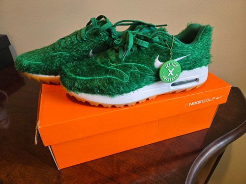 Nike grass golf shoes - golf,