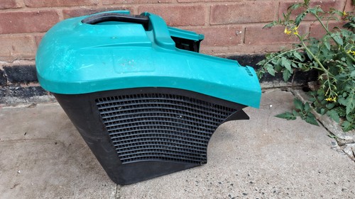 Genuine bosch grass box - bosch, 37
