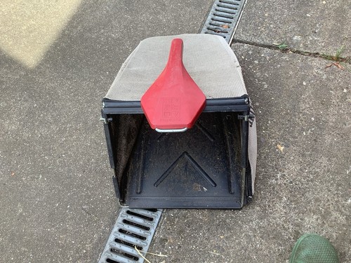 Mountfield grass box plug - mountfield,