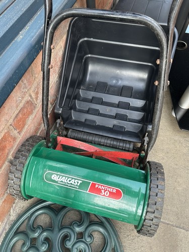 Lawnmower hand push qualcast - hand,